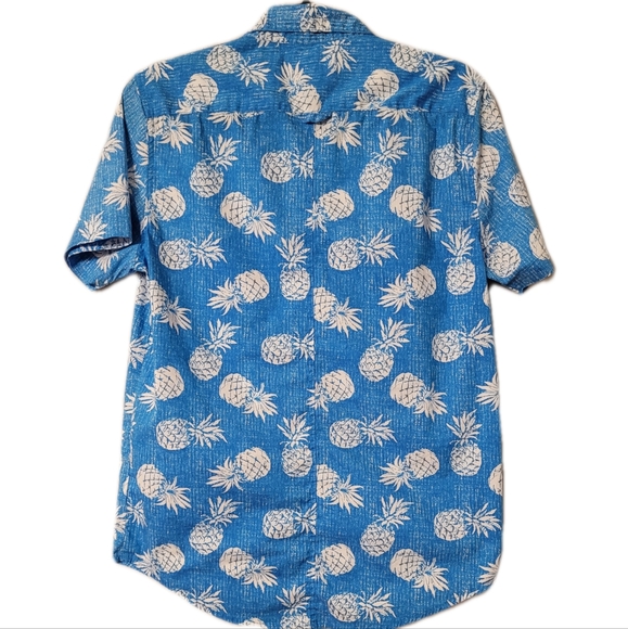 TRUNKS Surf and Swim Button-down Size Small - Picture 2 of 5
